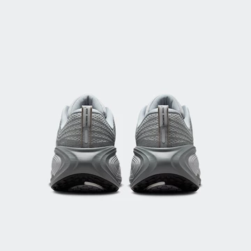 Nike Vomero Plus Wolf Grey Paar Fersen