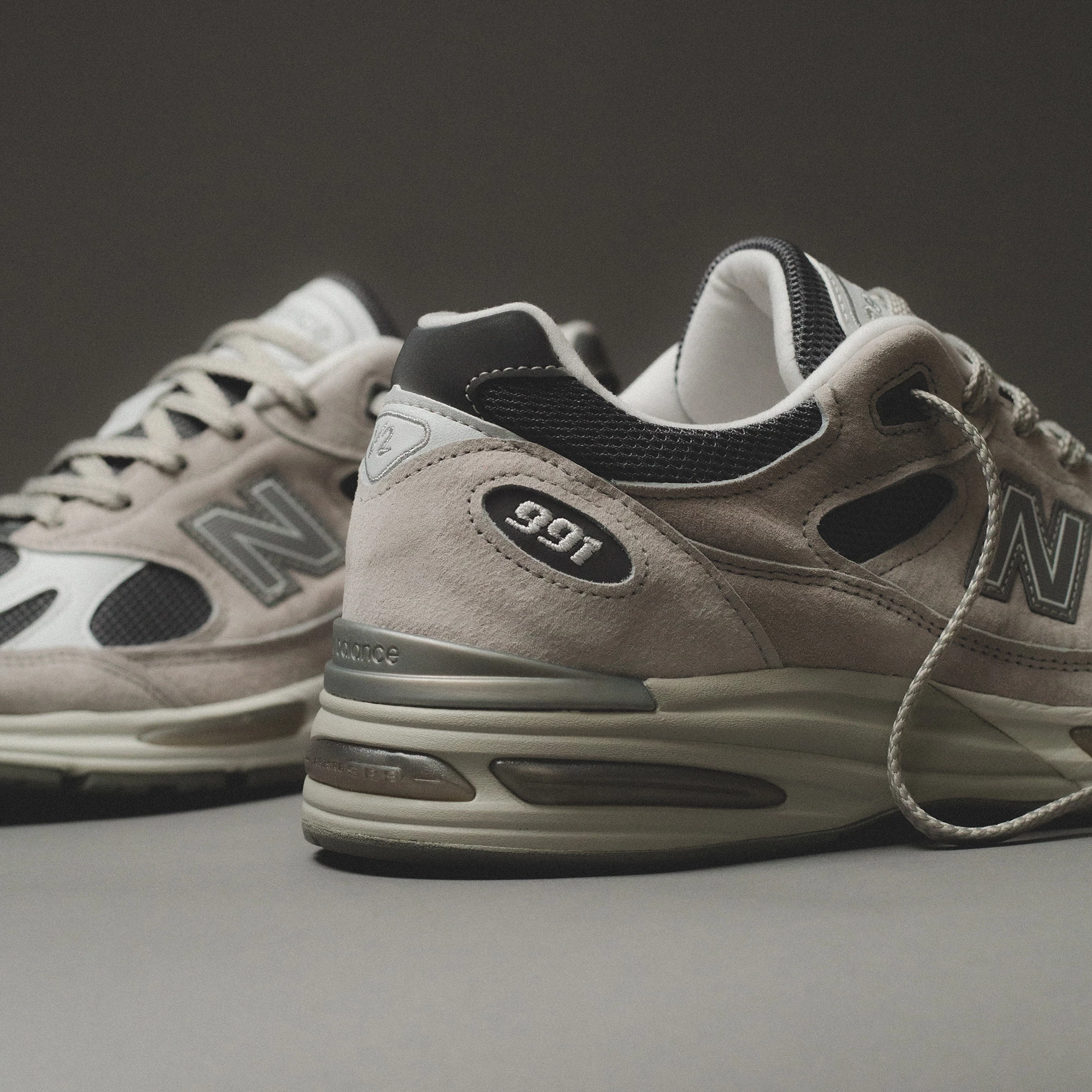 New Balance 991v2 Light Grey U991LG2 | Dead Stock