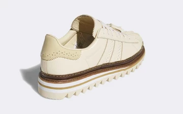 CLOT x adidas Superstar Milky Tea schräg von hinten