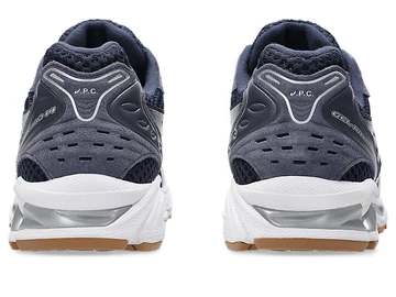 A.P.C. x ASICS Gel-Kayano 14 Midnight von hinten