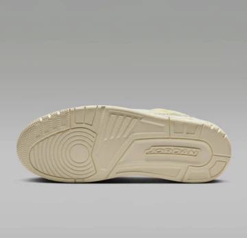 Jordan Spizike Low Coconut Milk Sohle