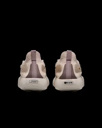 Nike Mind 002 Fossil Stone von hinten