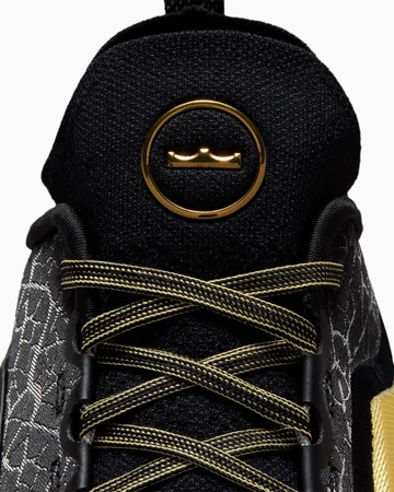 Nike LeBron 23 Elite Hurt Feelings Write History Zunge