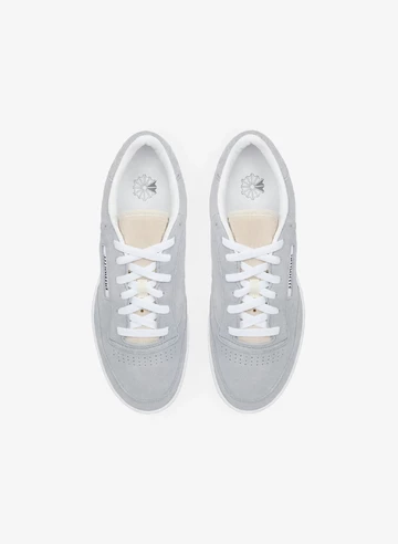 Der JJJJound Reebok Club C 85 Grey Leather Grau von oben