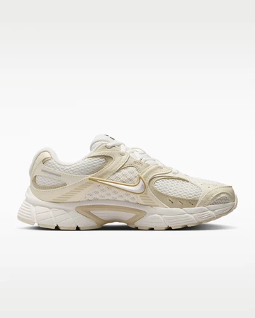 Nike V5 RNR Coconut Milk Außenseite