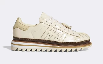 CLOT x adidas Superstar Milky Tea Außenseite