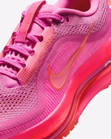 Nike Pegasus Premium Playful Pink Upper Details