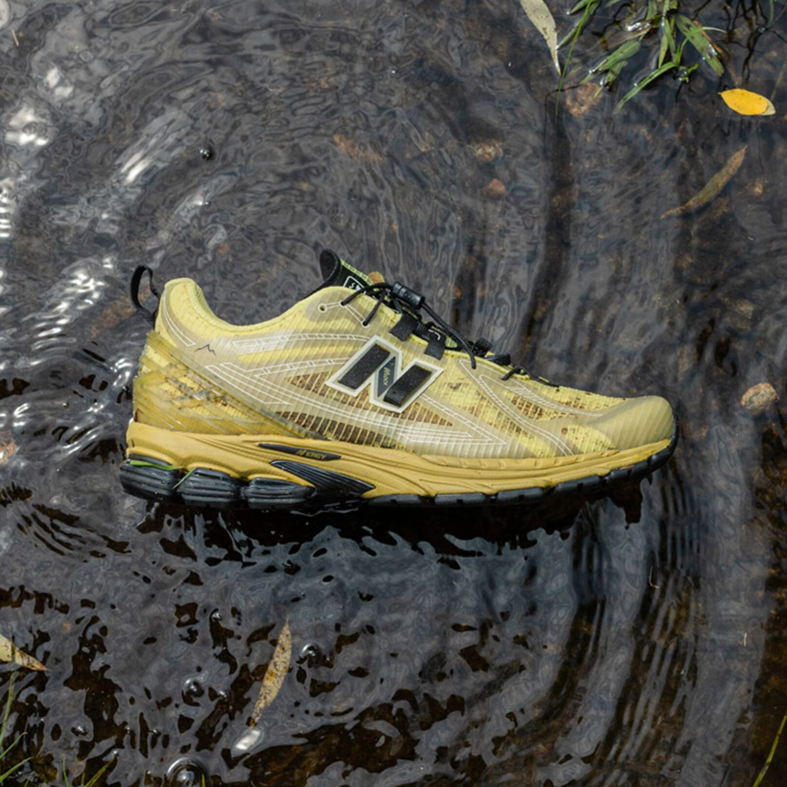 CAYL x New Balance 1906R M1906RCY | Dead Stock