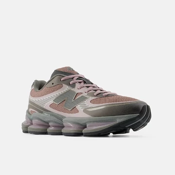 New Balance ABZORB 2000 Ice Wine seitlich