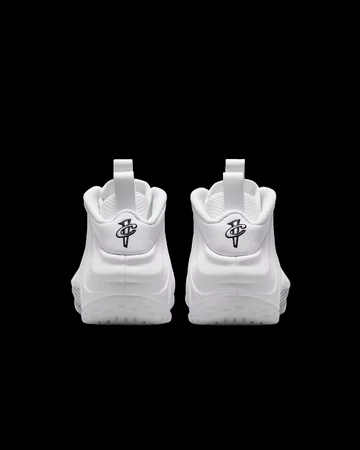 Nike Air Foamposite One Triple White Paar Fersen