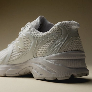 New Balance 530 All White Ferse