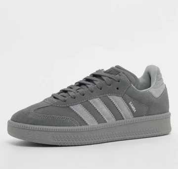 adidas Samba XLG Carbon schräg frontal