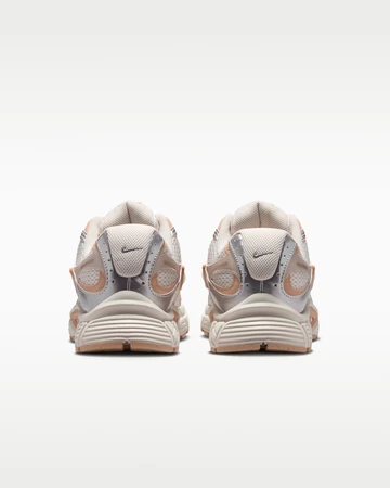 Nike V5 RNR Shimmer