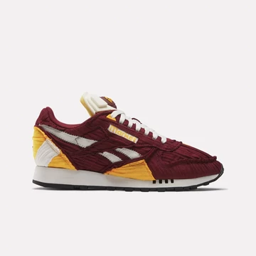 MARKET Reebok Classic Leather Pump Classic Burgundy Außenseite