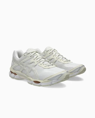 Asics Gel-Cumulus 16 White Cream Paar