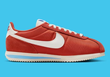 Die Innenseite des Nike Cortez Picante Red