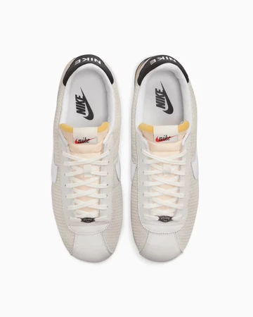 Nike Cortez Beige Black von Oben