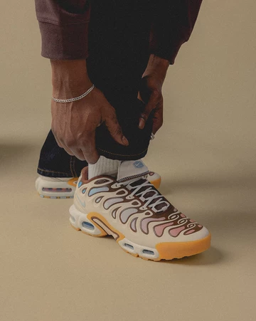 Air Max Plus Drift Phantom Cacao Wow On Feet Lookbook