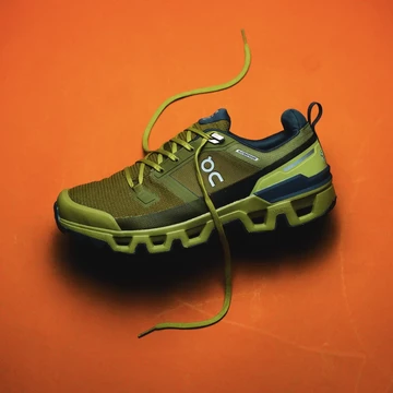 On Running Cloudwander Waterproof Safari Lookbook seitlich