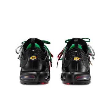 HOMECOMING x Nike Air Max Plus Black Ferse