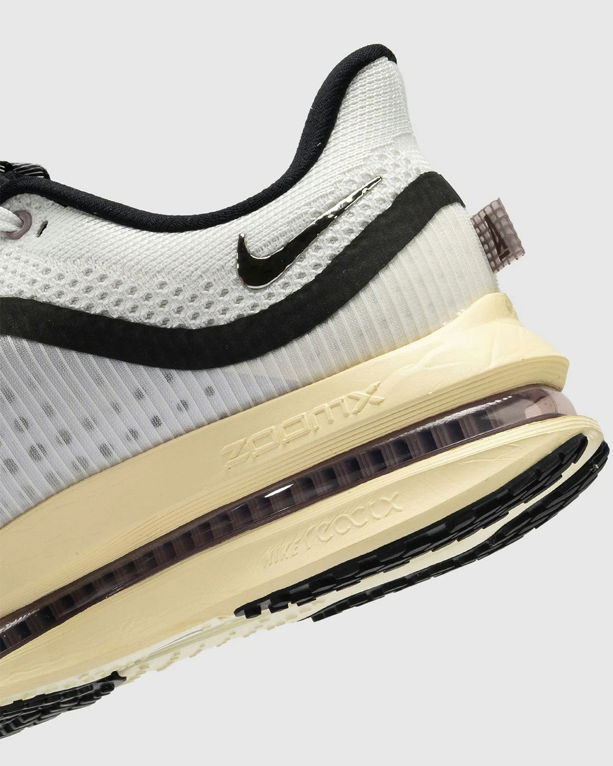 A Ma Maniére x Nike Pegasus Premium SP Pack | Dead Stock