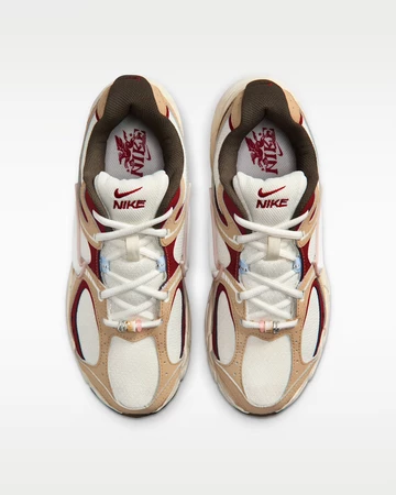 Nike V5 RNR Soft Pearl von oben