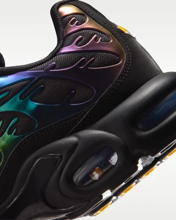 Nike Air Max Plus Oil Slick