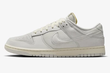 Die Innenseite des Dunk Low Phantom Light Bone