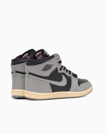 Jordan 1 High Reverse Shadow Paar Fersen