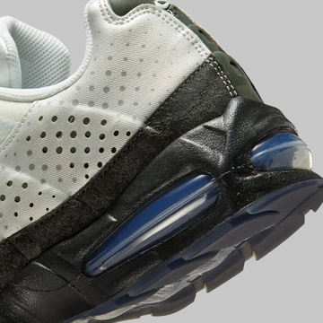 Nike Air Max 95 211 Photon Dust Ferse Details