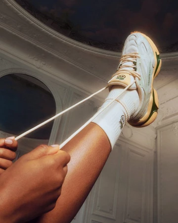 Highsnobiety Lacoste Athleisure Cream Green - am Bein