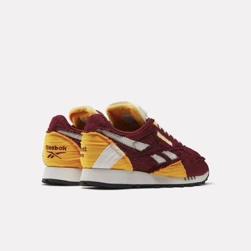 MARKET Reebok Classic Leather Pump Classic Burgundy seitlich von Hinten