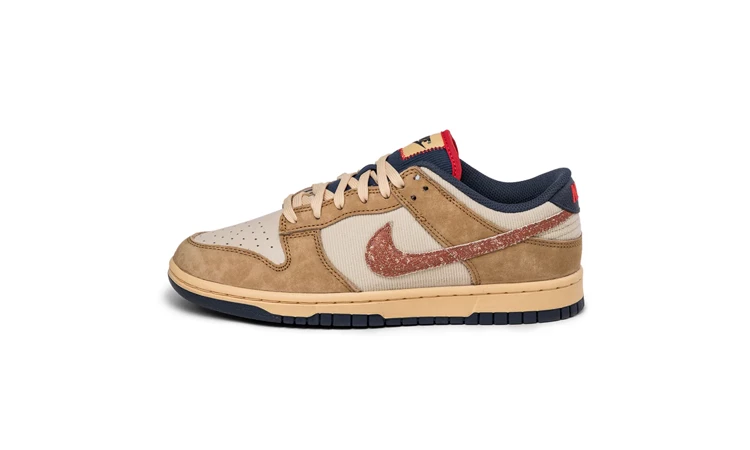 Dunk Low Wheat Sanddrift