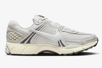 Nike Vomero 5 Platinum Tint Innenseite