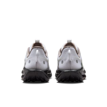 Nike Pegasus Trail 5 Vast Grey Paar Fersen