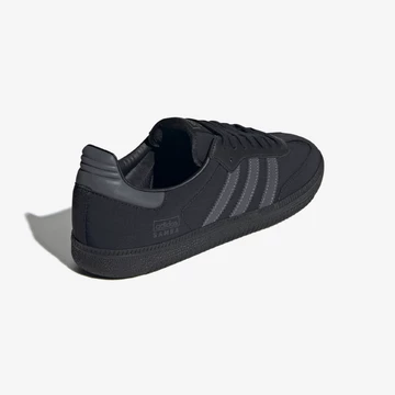 adidas Samba Core Black schräg von hinten