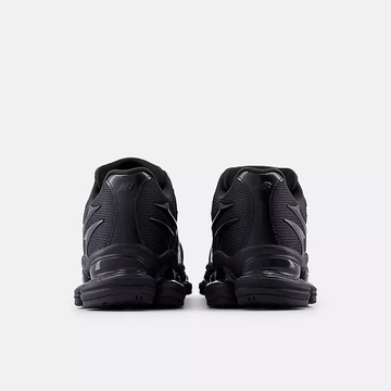 New Balance Abzorb 2000 Black Metallic von hinten