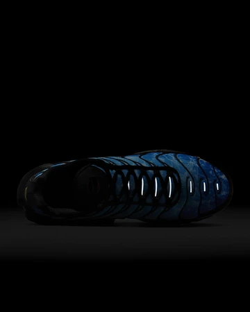 Air Max Plus Shark Attack im Dunkeln