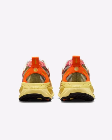 Nike Vomero 18 SE "LD-1000"