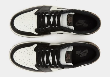 Jordan 1 Low Mocha Paar von oben