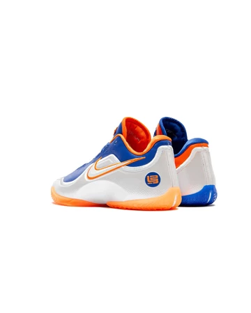 Nike LeBron 23 Hardwood Classic schräg