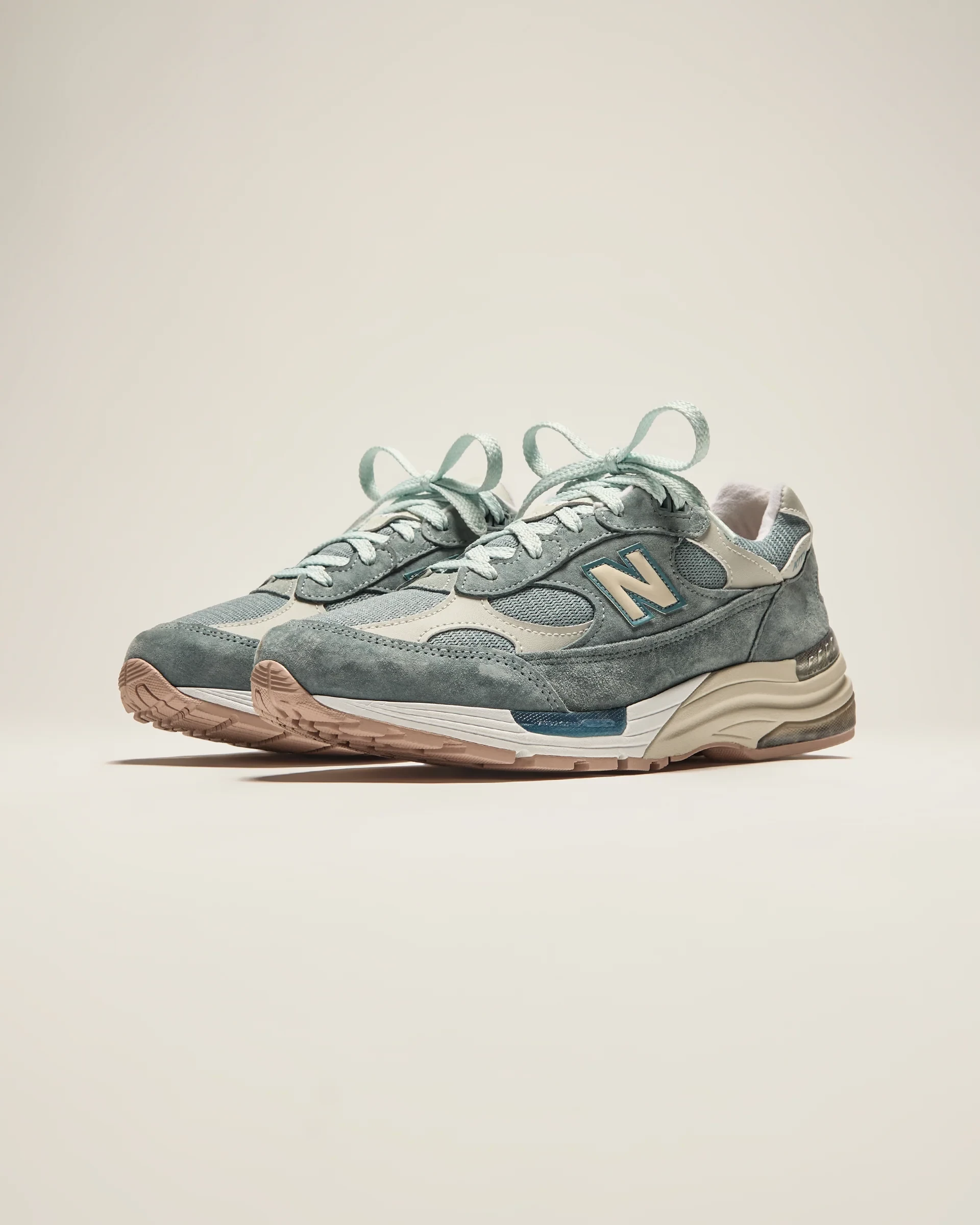 Kith x New Balance 992 Osaka Pack | Dead Stock