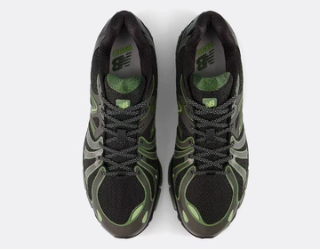 New Balance 1890 Faded Black & Utility Green Paar