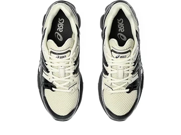 ASICS Gel-Nimbus 9 Vanilla Black von oben