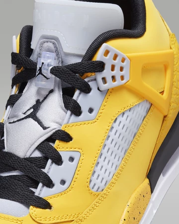 Jordan Spizike Low Lightning Detailbild
