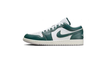 Jordan 1 Low Oxidized Green