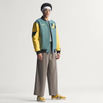 Bob Marley x adidas Gazelle Bold Gold am Model