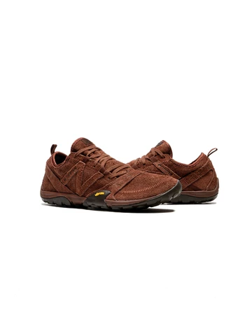 New Balance MT100 Rich Oak seitlich