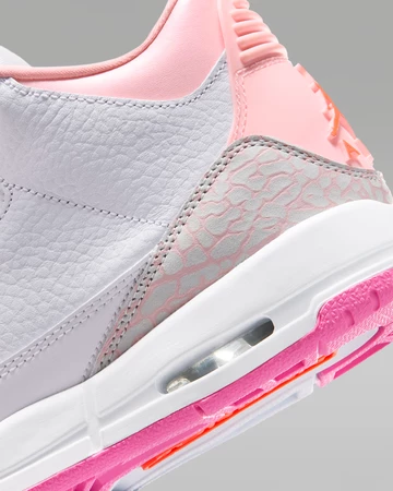 Air Jordan 3 Spring Flowers Ferse Details