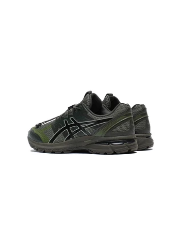 SAN SAN GEAR x ASICS Gel-Terrain Pack schräg von hinten